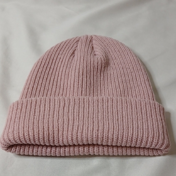 Moncler Light Pink Ribbed Beanie